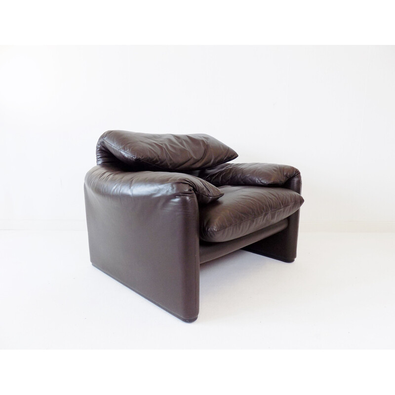 Vintage Cassina Maralunga leather armchair brown by Vico Magistretti 1970s