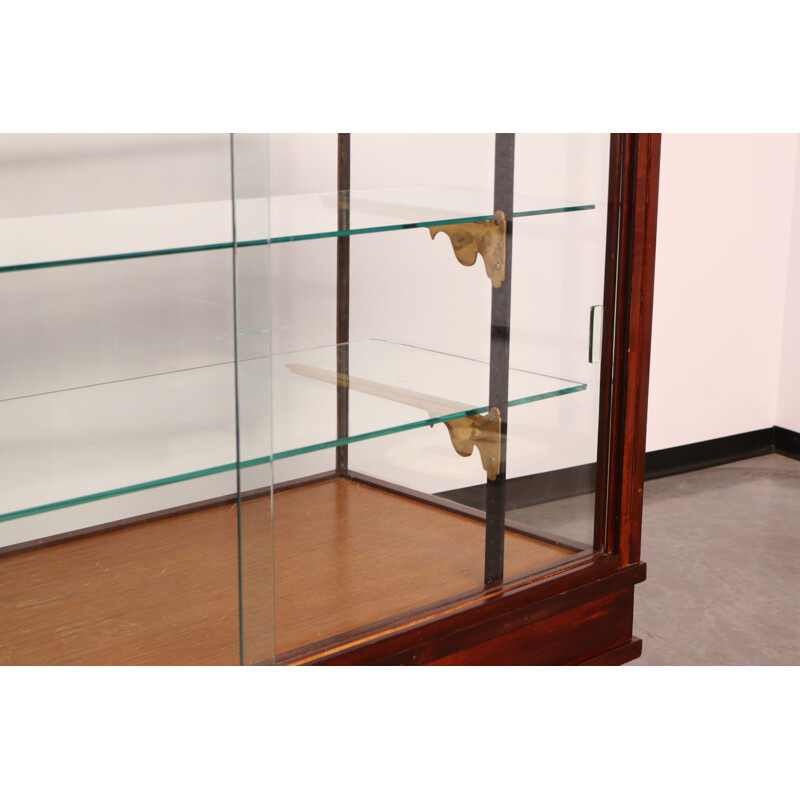 Vintage display cabinet in solid wood & glass, England 1930s