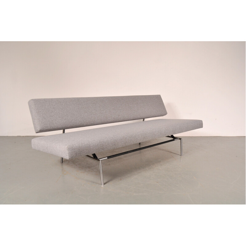 Mid-century 't Spectrum 3-seater sofa in grey fabric and chromed metal, Martin VISSER - 1960s