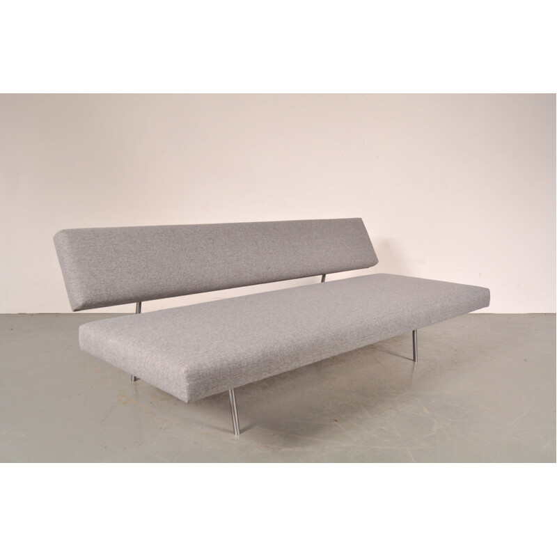 Mid-century 't Spectrum 3-seater sofa in grey fabric and chromed metal, Martin VISSER - 1960s