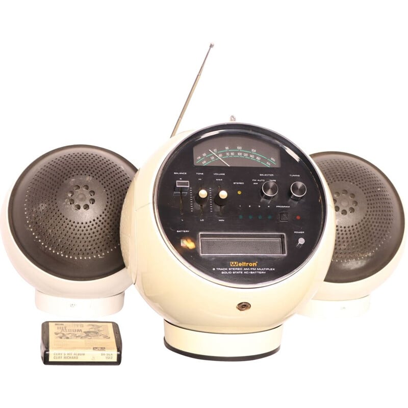 Vintage Space Ball radio en 8 track cassettespeler met bijpassende speakers van Weltron, Japan 1970