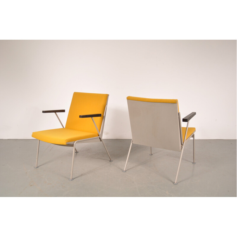 Fauteuil Ahrend néerlandais en métal et tissu jaune, Wim RIETVELD - 1950