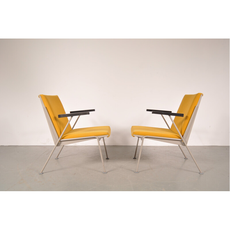 Dutch Ahrend easy chair in metal and yellow fabric, Wim RIETVELD - 1950s