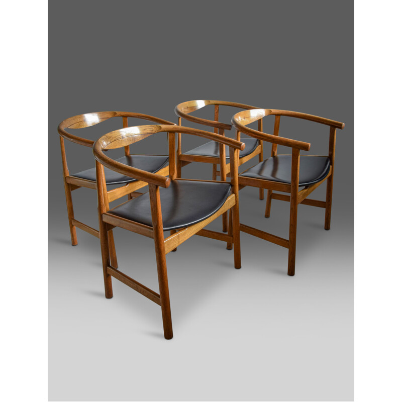 Conjunto de 4 cadeiras modernas de carvalho e wengué PP 203 de Hans Wegner 1969