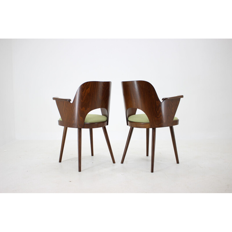 Set of 4 vintage wooden chairs by Oswald Haerdtl, Czechoslovakia 1960