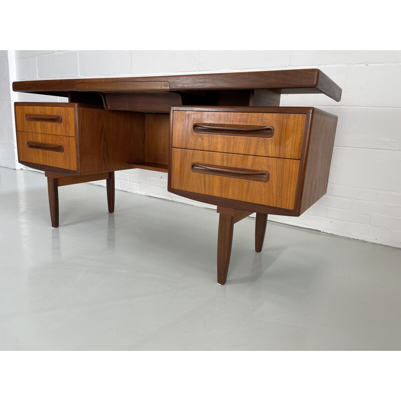 Bureau vintage G-Plan par V.Wilkins 1960