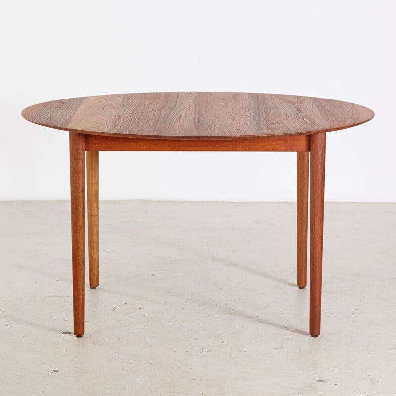 Round vintage teak dining table by Peter Hvidt for Soborg Mobler, Danish 1950