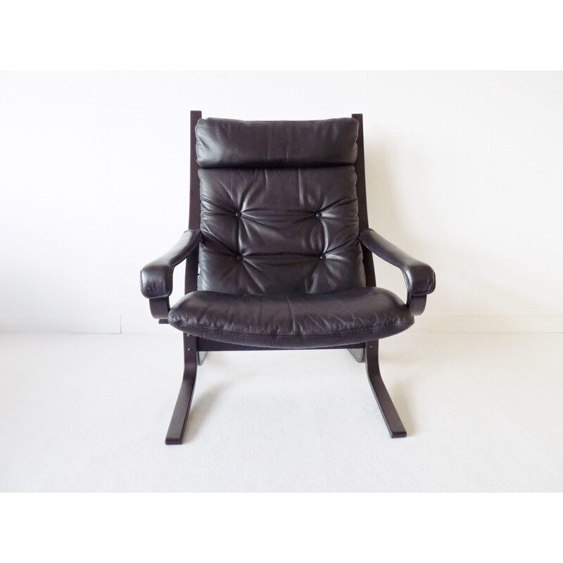 Vintage Westnofa Siesta black lounge chair by Ingmar Relling 1960s