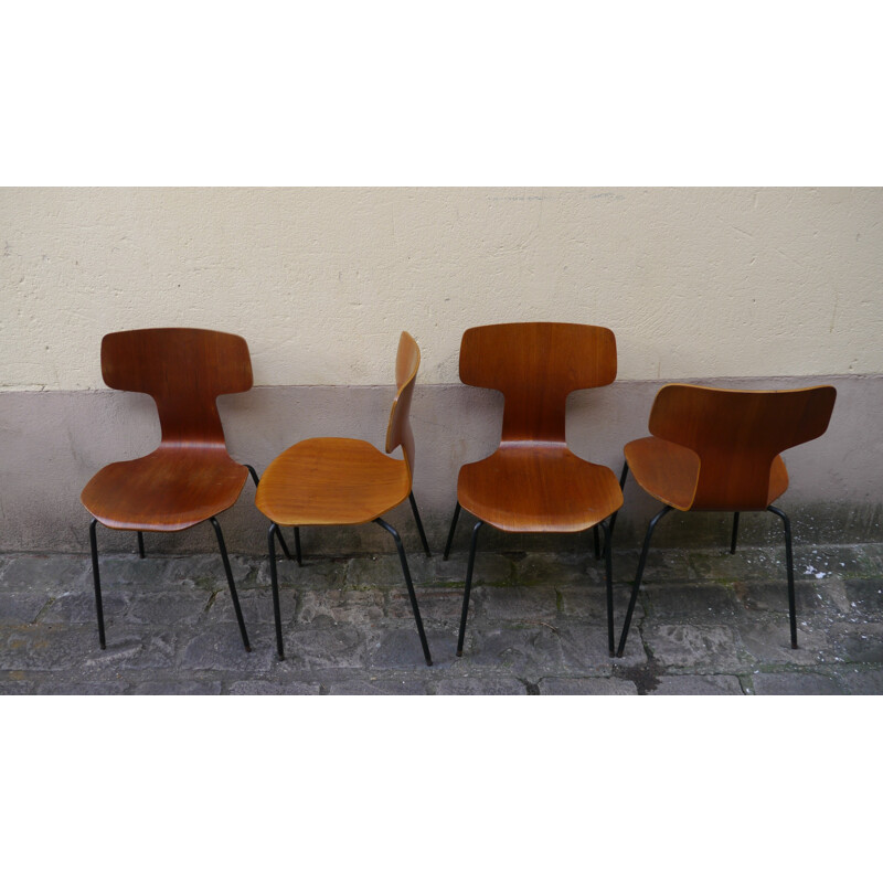 Suite de 4 chaises "3103", Arne JACOBSEN - années 60