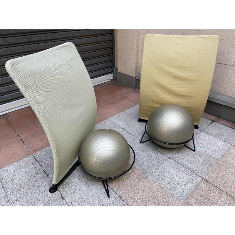 Par de metal de borracha vintage e cadeiras de tecido por San Siro Bernini, 1995