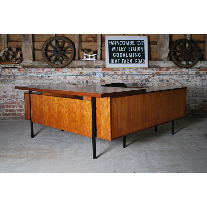 Vintage L-shaped floating executive teak corner desk to Robin Day 1960s