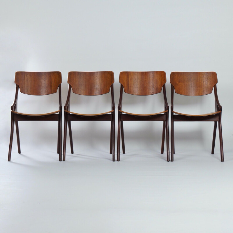 Conjunto de 4 cadeiras de teca vintage de Hovmand Olsen para Mogens Kold, Dinamarca 1960