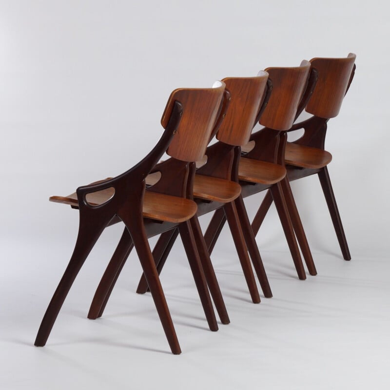 Lot de 4 chaises vintage en teck par Hovmand Olsen pour Mogens Kold, Danemark 1960