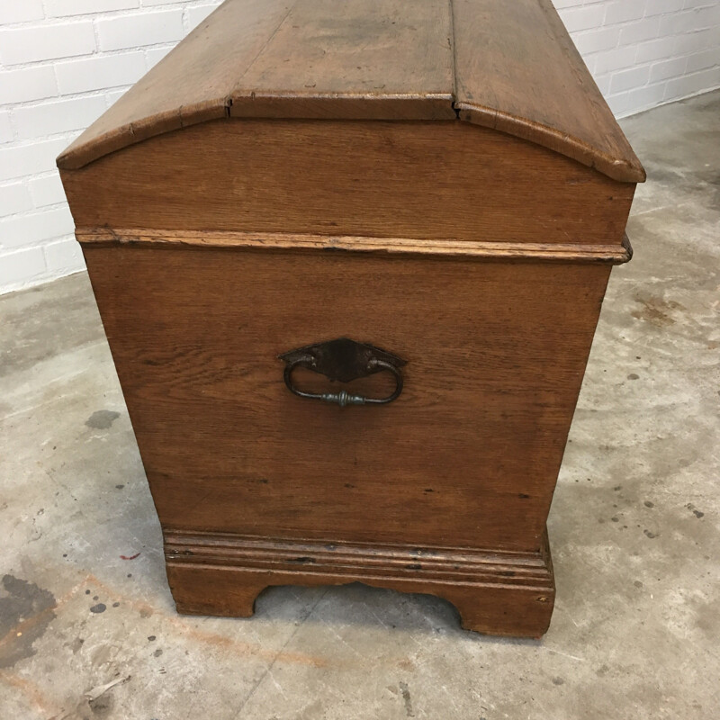 Vintage storage box