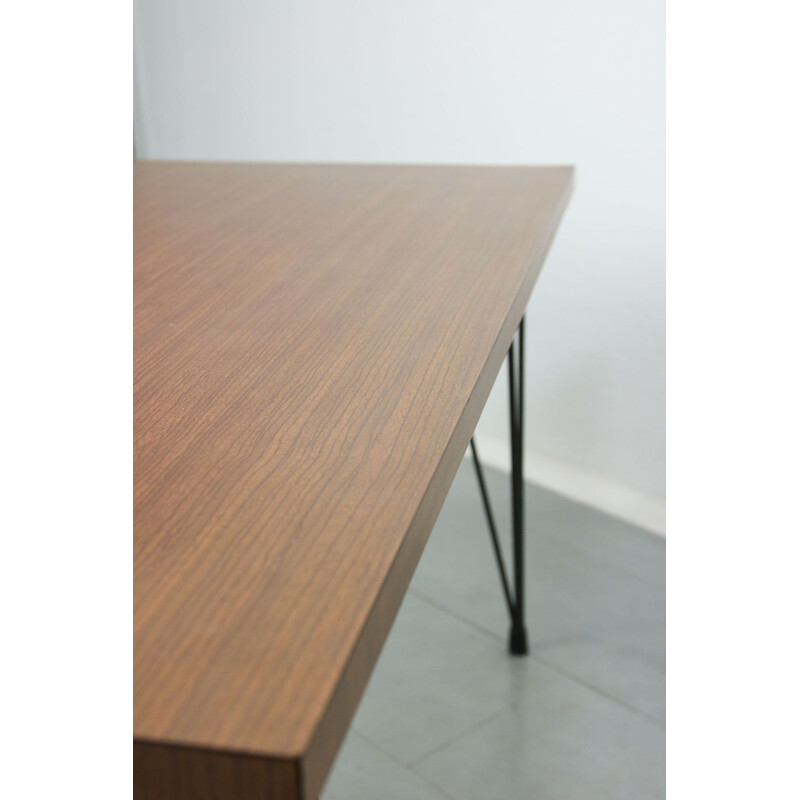 Tavolino vintage minimalista
