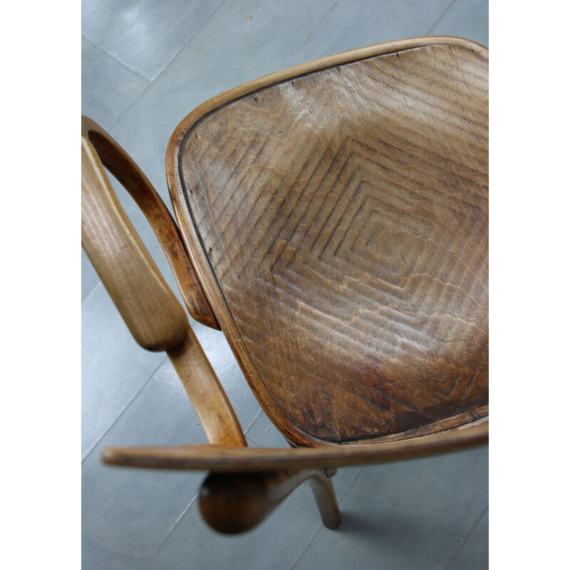 Poltrona vintage in legno curvato di Michael Thonet