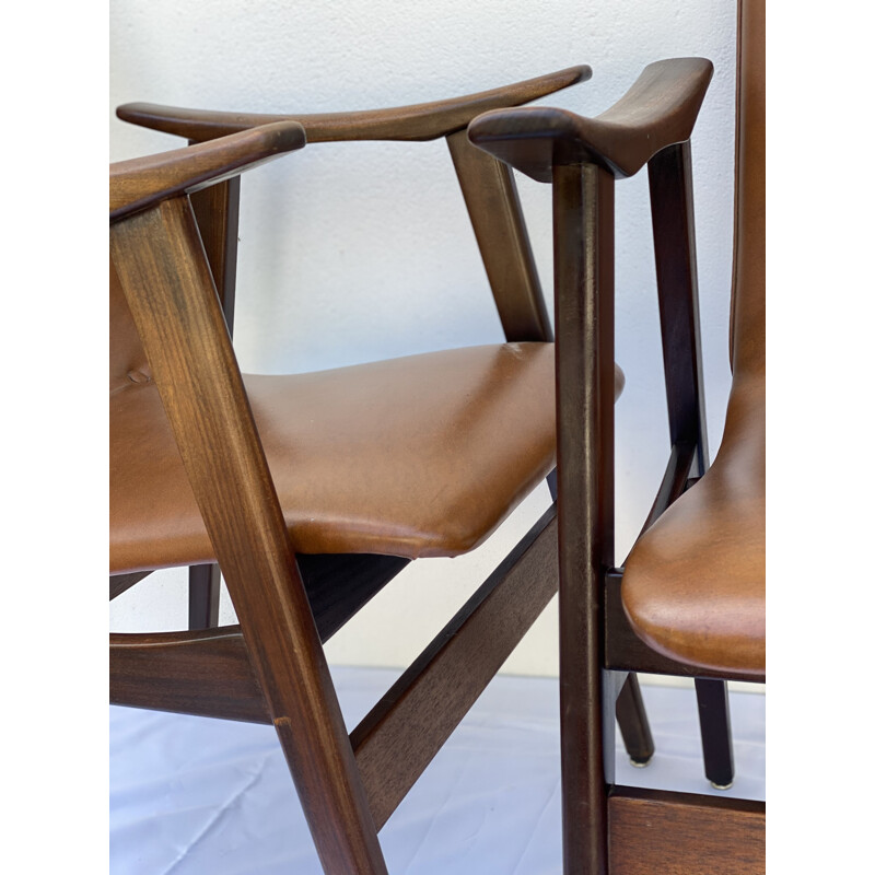 Pareja de sillones vintage de cuero artificial de Louis Van Teefeelen