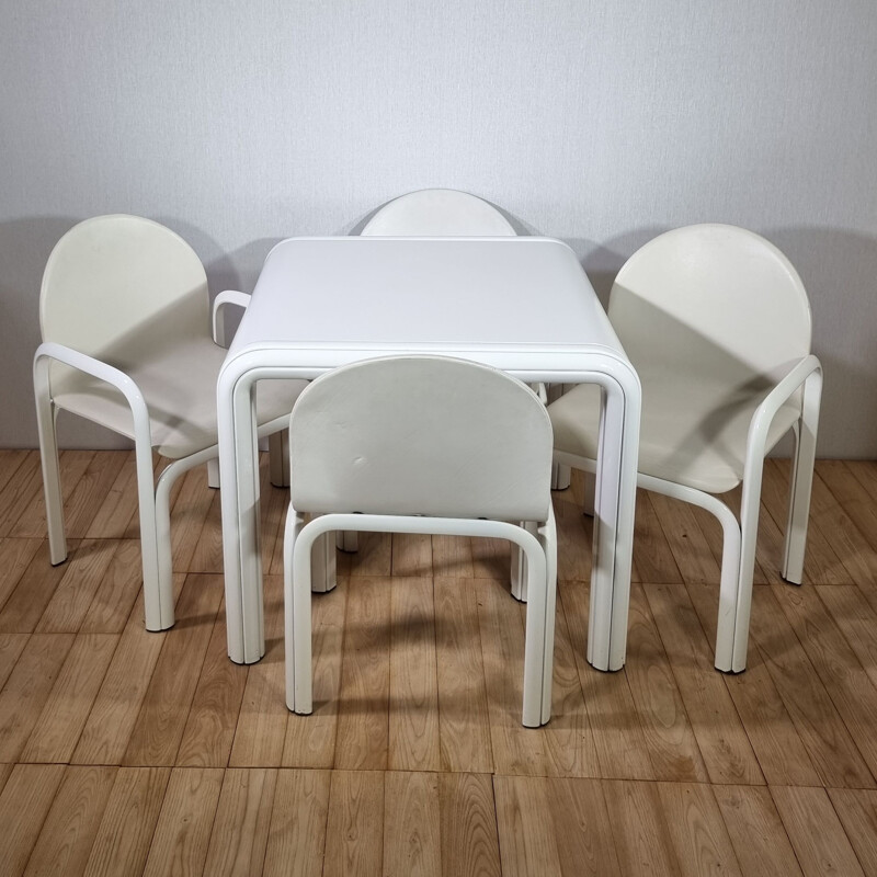 Vintage Orsay table and 4 chairs set by Gae Aulenti for Knoll 1975s