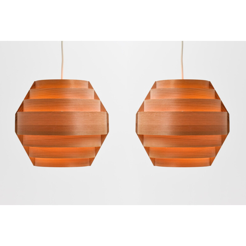 Pair of hanging lamps in pine, Hans Agne JAKOBSSON - 1960s