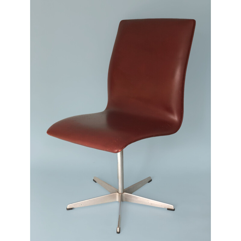 Paire de chaises vintage Oxford en cuir Arne Jacobsen par Fritz Hansen 1960