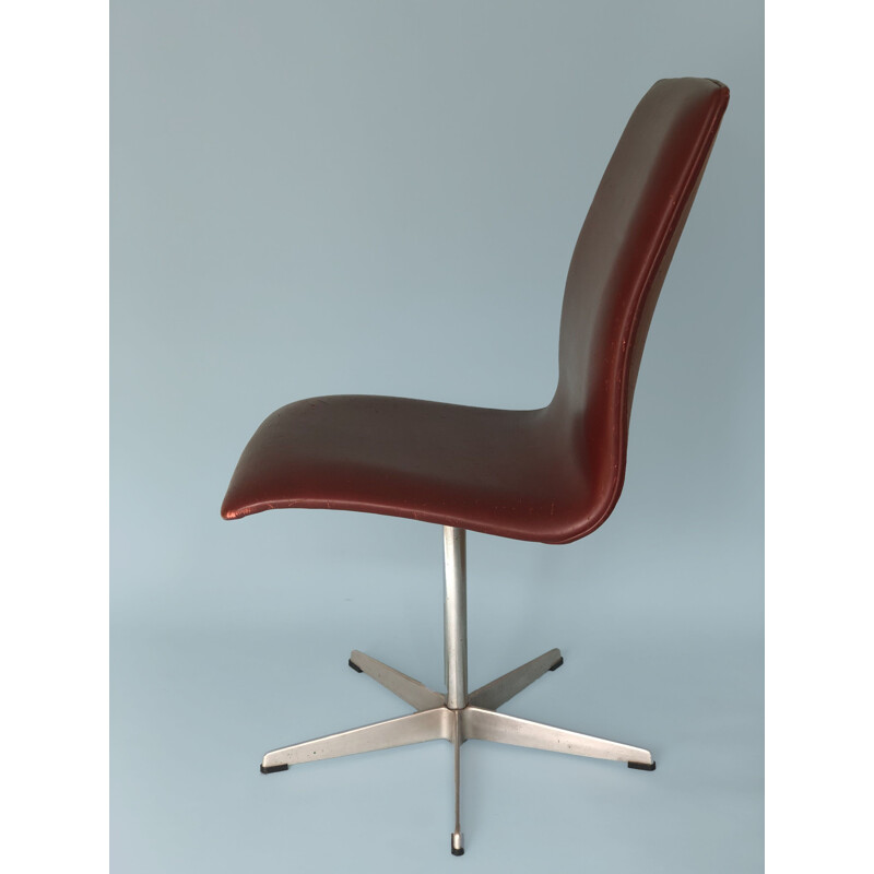 Paire de chaises vintage Oxford en cuir Arne Jacobsen par Fritz Hansen 1960