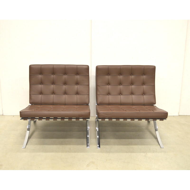 Pair of Knoll Barcelona armchairs in brown leather, Mies VAN DER ROHE - 2000