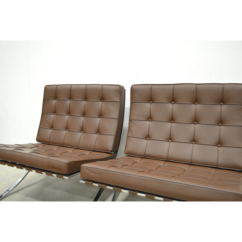 Paire de fauteuils Barcelona Knoll en cuir marron, Mies VAN DER ROHE - 2000