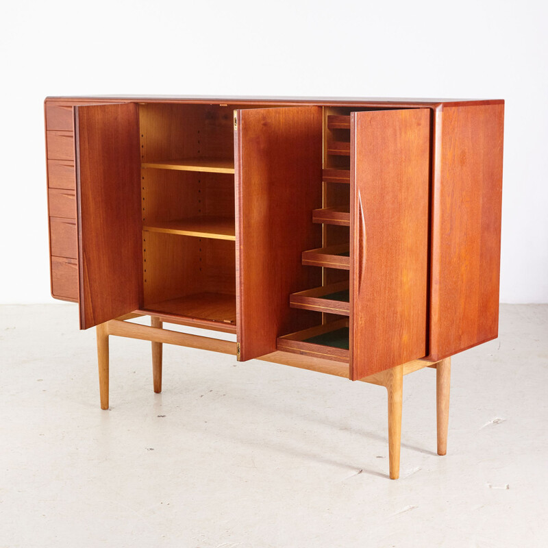 Credenza vintage in teak di Henry Rosengren Hansen per Brande Mobelindustri, Danimarca 1960