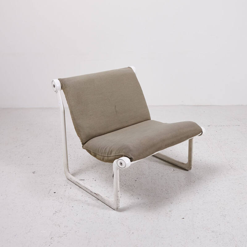 Vintage Model 2011 Lounge Chair from Knoll 1975