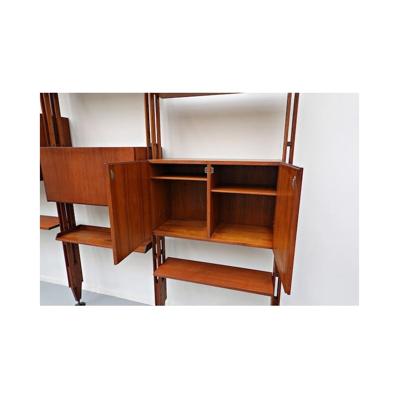 Vintage "Lb7" Bookcase by Franco Albini for Poggi 1950s 	