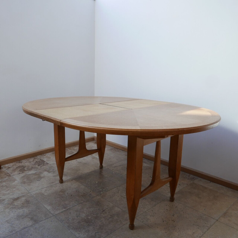 Table de Salle à Manger vintage Circulaire Extensible en Chêne par Guillerme et Chambron, France 1970