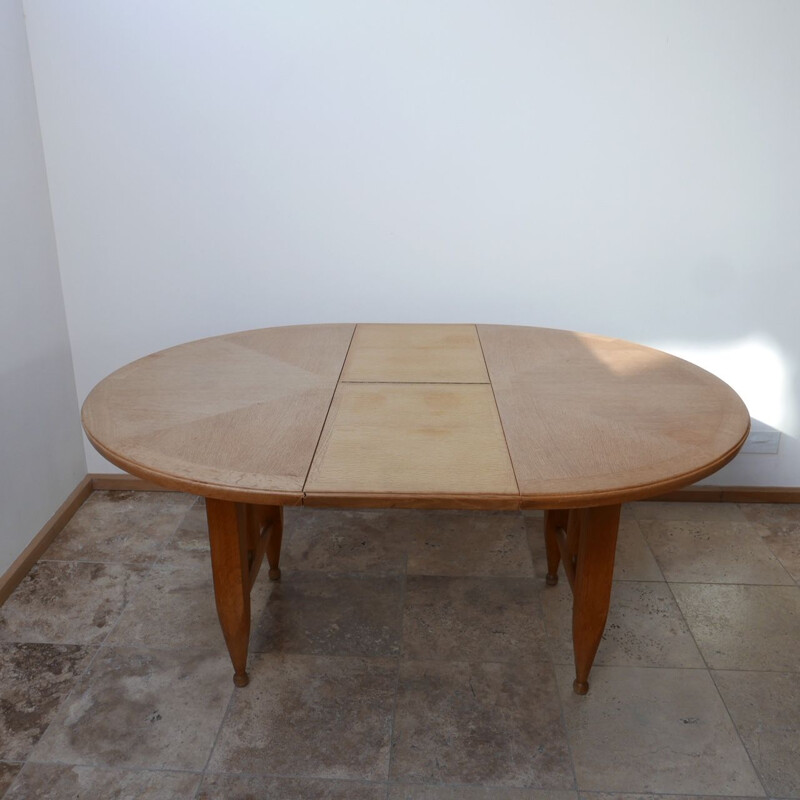 Vintage Oak Circular Extendable Dining Table by Guillerme et Chambron, France 1970s