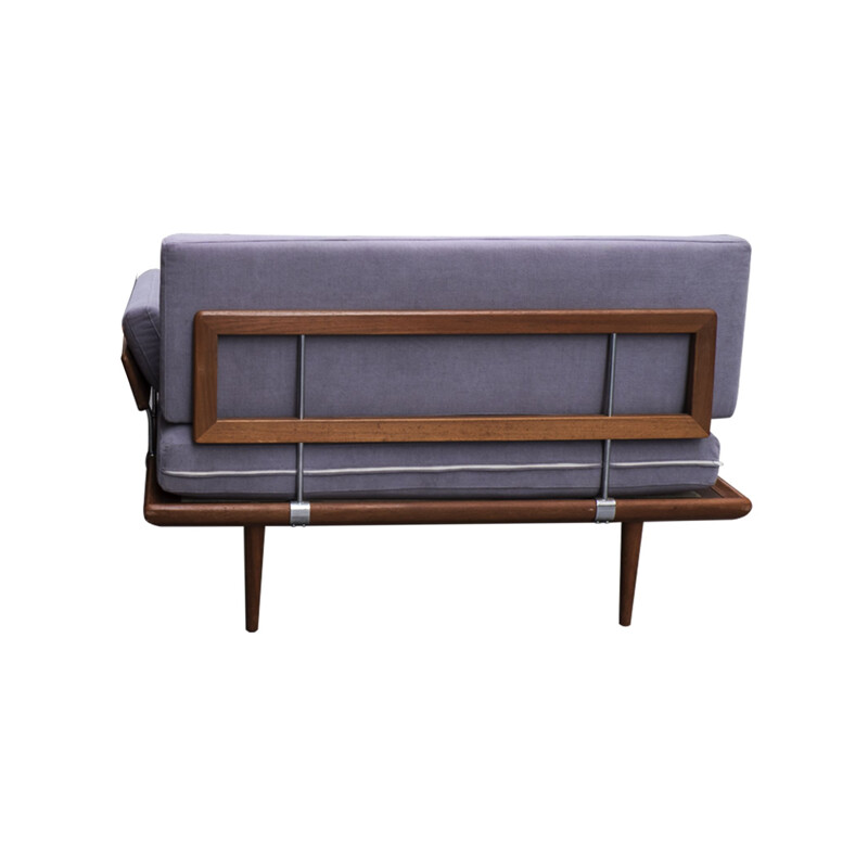 Vintage sofa by Peter Hvidt