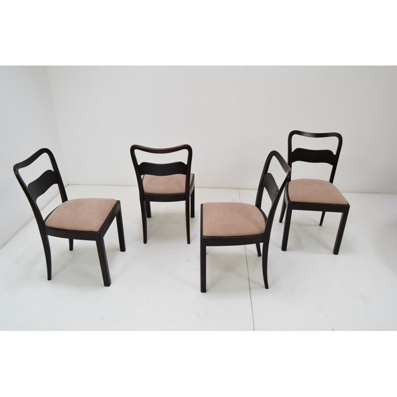 Set van 4 vintage stoelen van hout door Jindrich Halabala, Tsjechië 1940