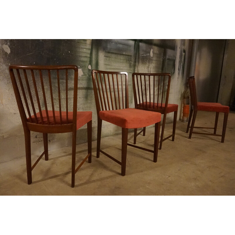 Lot de 4 chaises vintage en teck 1666 par Ole Wanscher pour Fritz Hansen