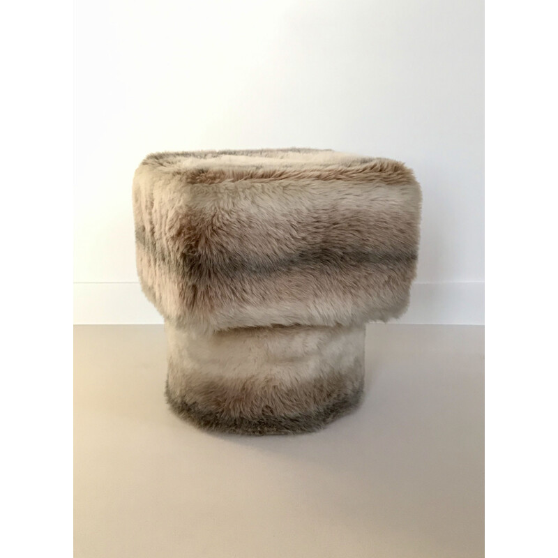 Pouf vintage en moumoute 1970