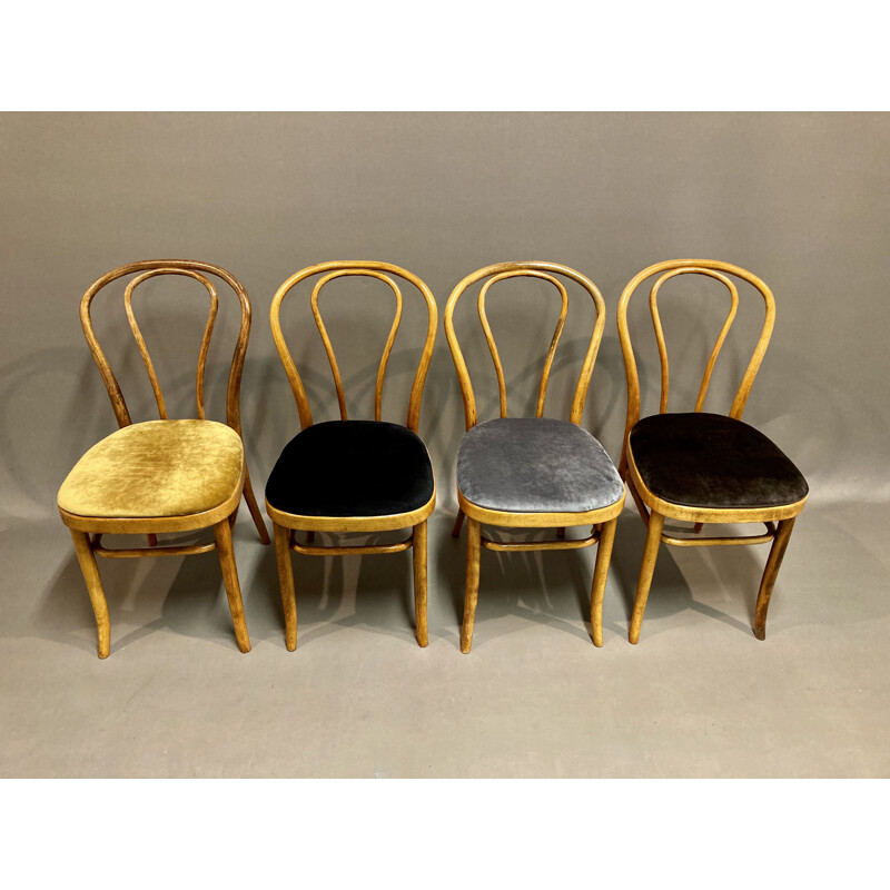 Set of 8 vintage bistro chairs "Thonet" in beech 1950s