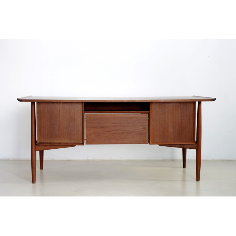 Danish H. P. Hansen desk in teak wood, Arne VODDER - 1960s