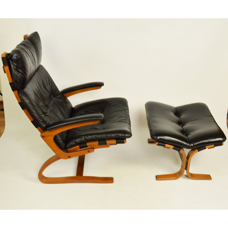 Vintage Kengu armchair with footrest by E. & N. Solheim for Rybo Rykken & Co 1960s