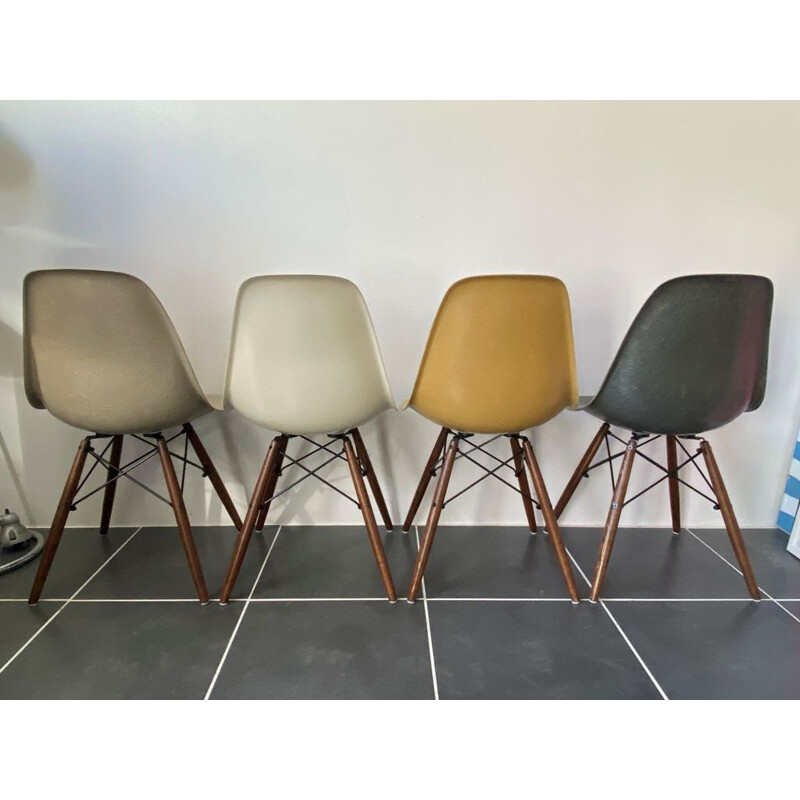 Set of 4 vintage Herman Miller "DSW" grey elephant walnut chairs by Charles & Ray Eames 1950s