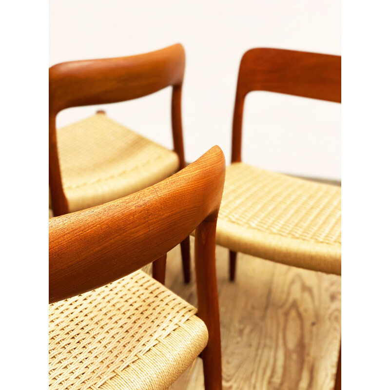 Set of 6 vintage teak dining chairs Model 75 by Niels O Moller for J.L. Moller, Denmark 1950s