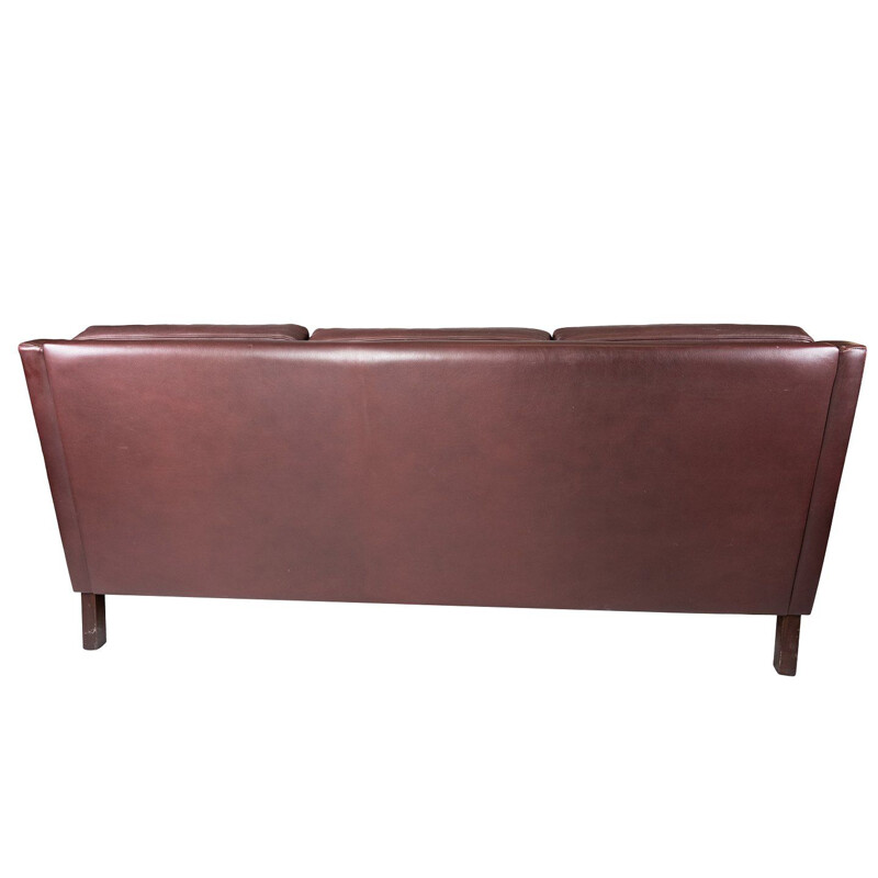 Canapé vintage trois places en cuir rouge brun par Stouby Furniture 1960