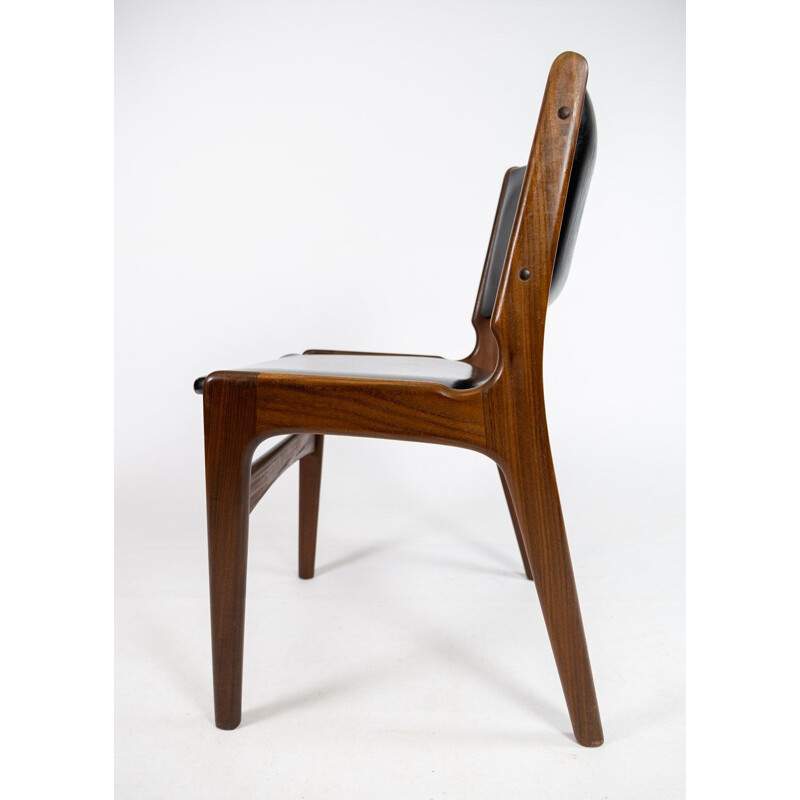 Pair of vintage chairs in teak and with black leather by Erik Buch 1960s