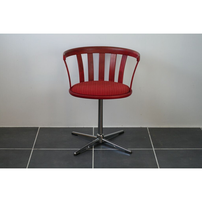 Vintage Red swivel office chair 1970s