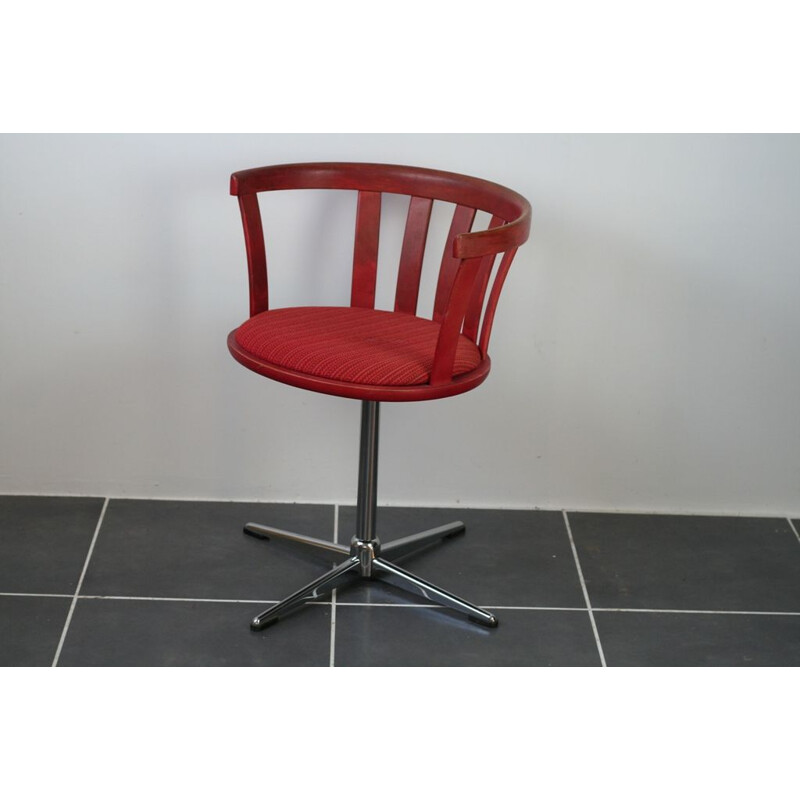 Vintage Red swivel office chair 1970s
