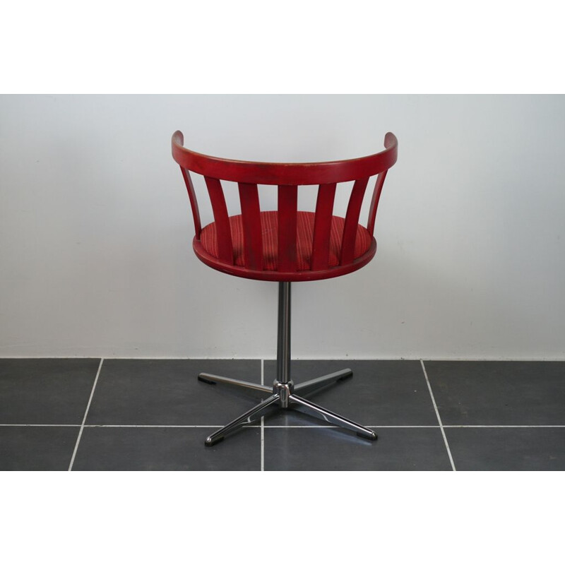 Vintage Red swivel office chair 1970s