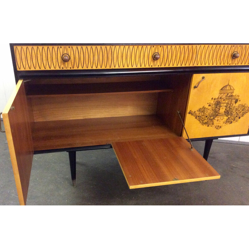 G W Evans sideboard in birch wood, Robert HERITAGE - 1950s