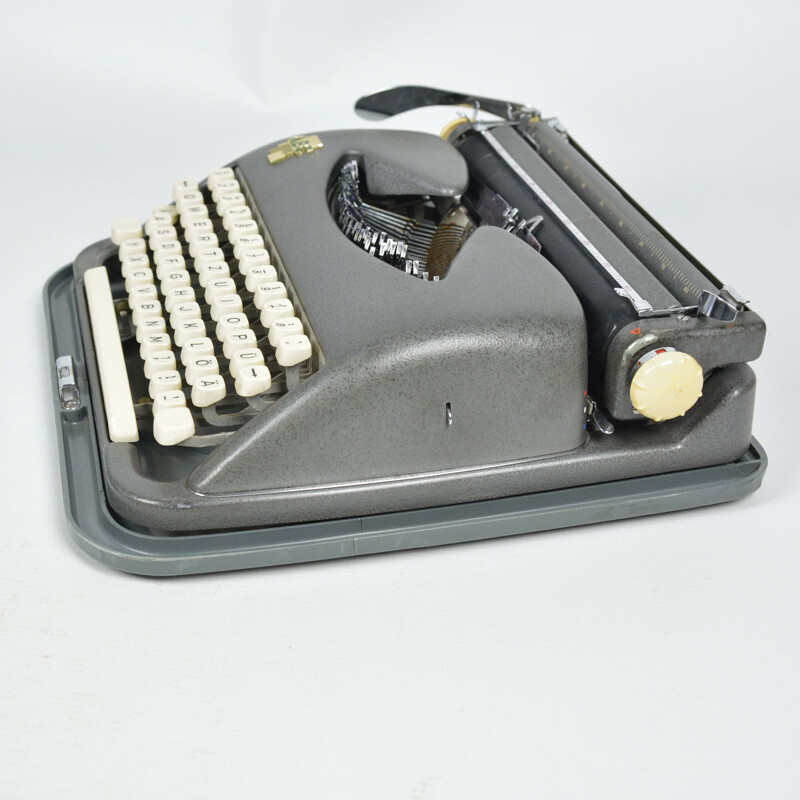 Vintage Typewriter ABC Kochs Adlernähmaschinen Werke AG Bielefeld, Germany 1950s