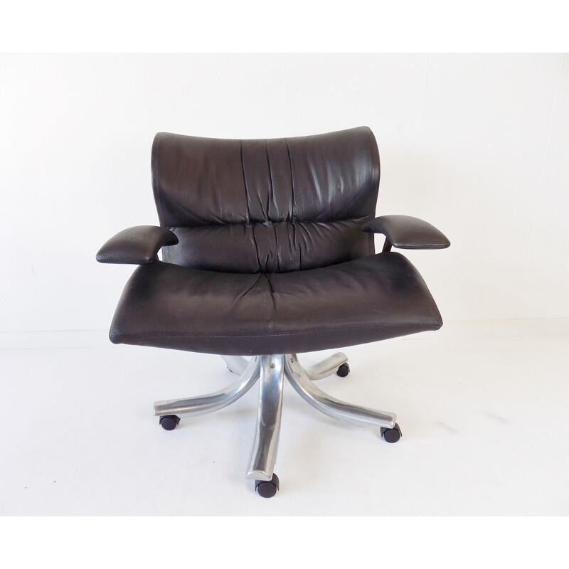 Vintage leather office lounge chair, Italy 1980s