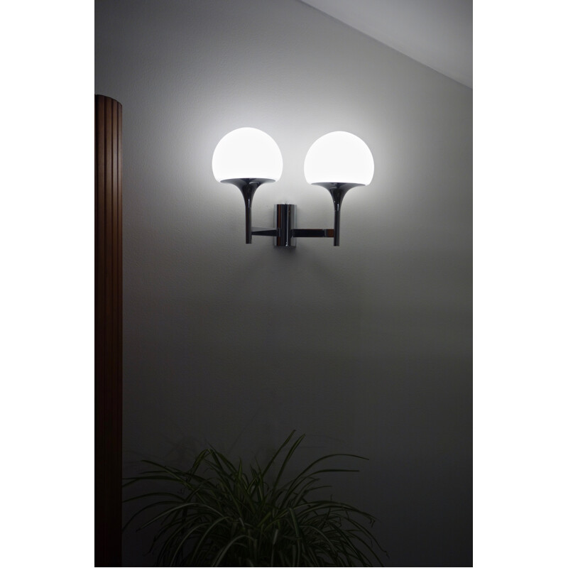 Vintage wall lamp by Gaetano Sciolari 1960s